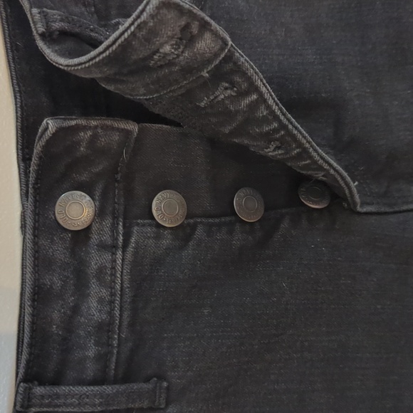 Old Navy High rise black denim button fly cut offs with secret slim pockets - Picture 2 of 5
